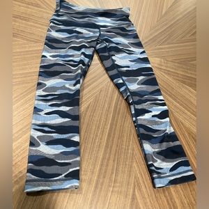 Lulu lemon high waist blue camo leggings size 6